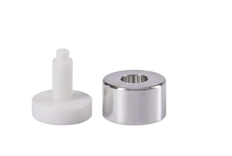 Service tool for lip seal
